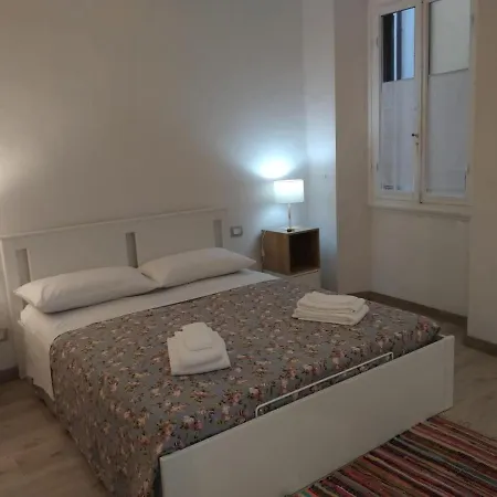 Apartment Cozy Near Ponte Vecchio Florence